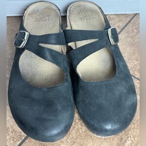 Dansko Shoes Sz 40 Navy Blue Britney Mary Jane Clogs Leather Wooden Heels Buckle